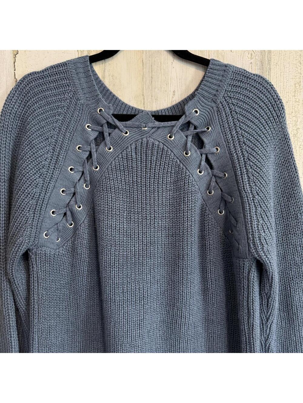 She + Sky Women's Small Lace-Up Detail Knit Sweater Pullover - Picture 11 of 12